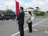 本部設営と非常持ち出し袋を背負った救護班